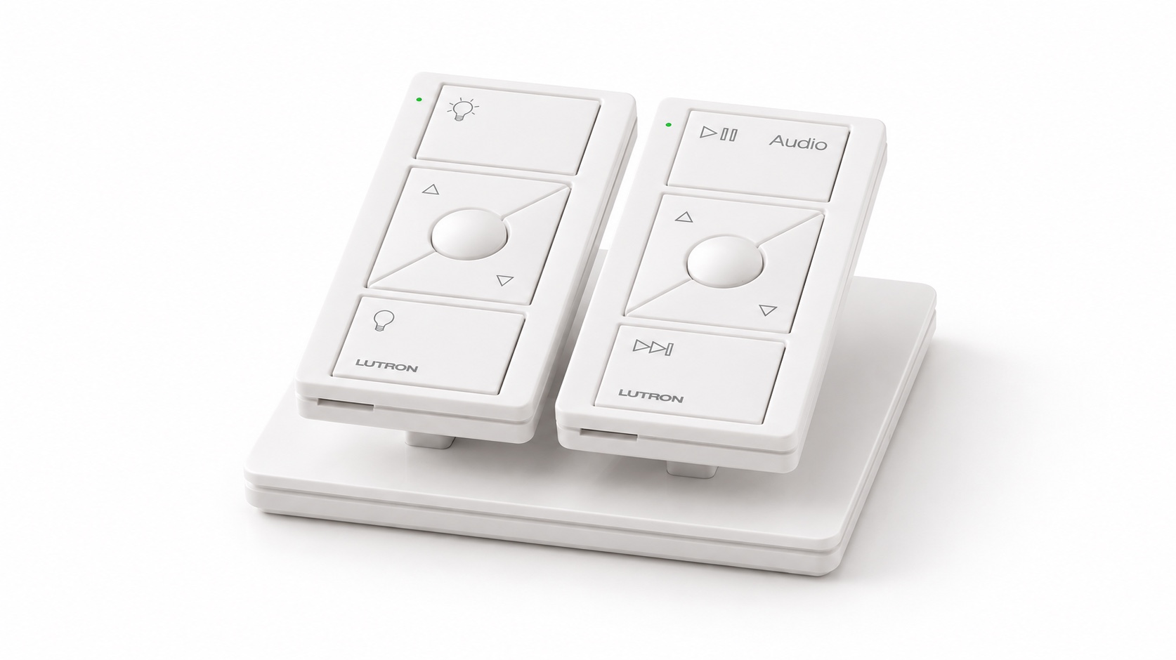 Dos controles Pico blancos sobre un pedestal doble blanco de Lutron